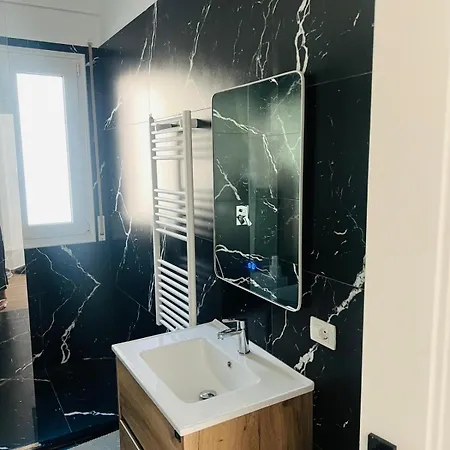 Emi Luxury Kalaja Apartment Vlore
